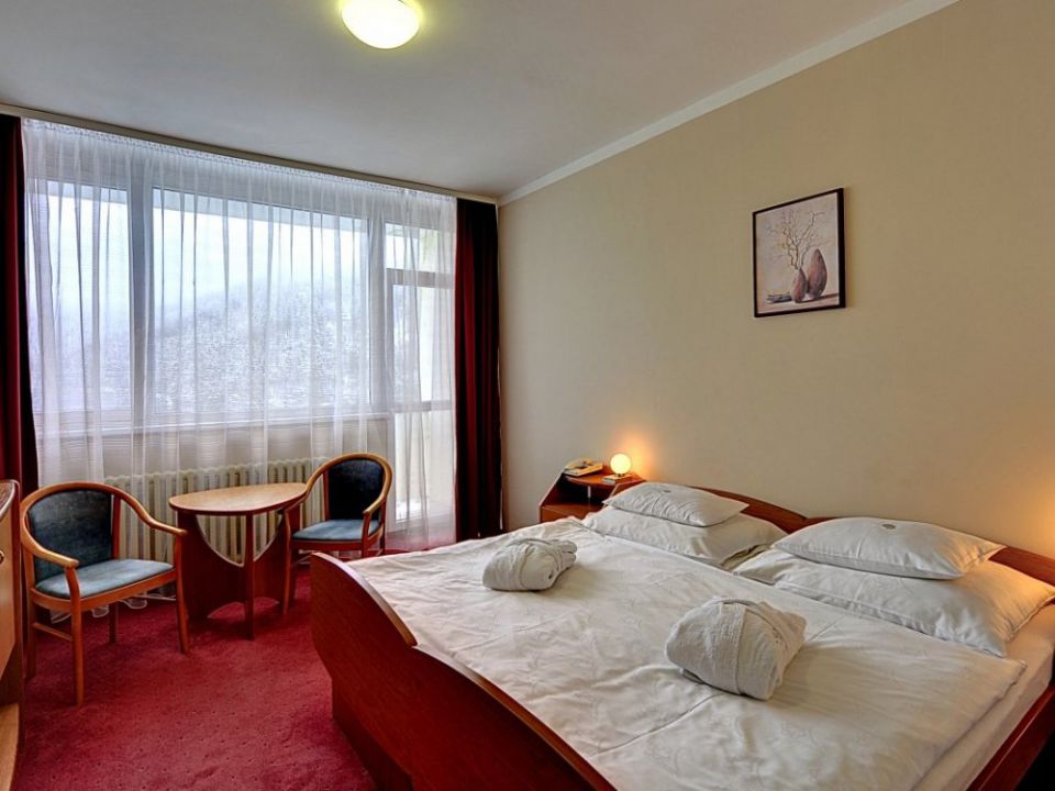 Hotel Ak. Běhounek *** - lázně Jáchymov