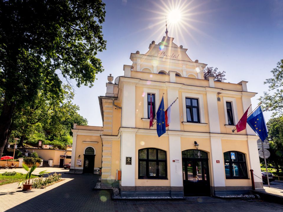 Lázně Mšené - ubytování a pobyty - lázně u Prahy