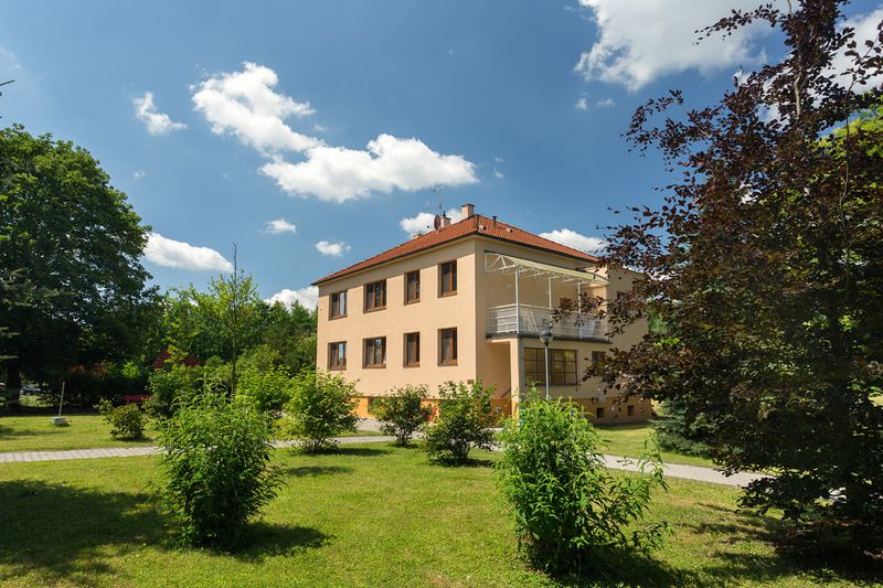 Lázně Ostrožská Nová Ves - vila Šárka